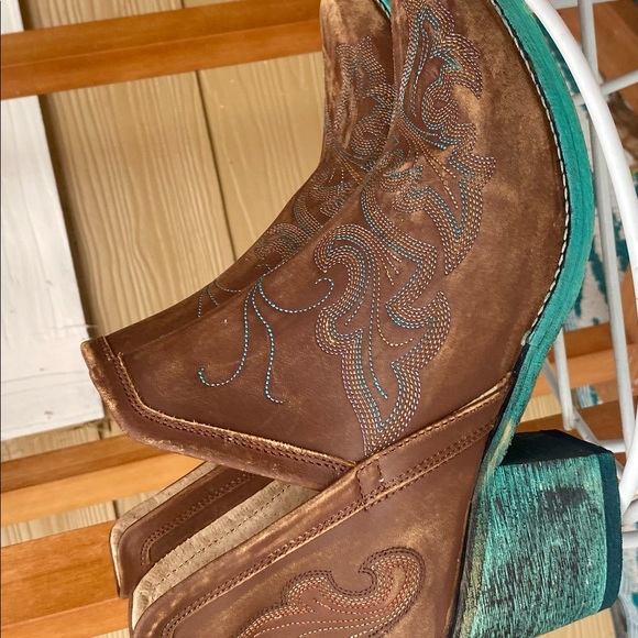 Corral Circle G Handcrafted Snip-toe Women’s Authentic Cowgirl Style Boot - Picture 2 of 11